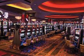 Meja blackjack dealer langsung di studio sakutoto dengan dealer profesional